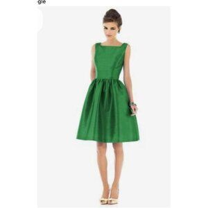 Alfred Sung Green Sleeveless A-Line Back Zipper & Pleated Skirt Women's Dress Si